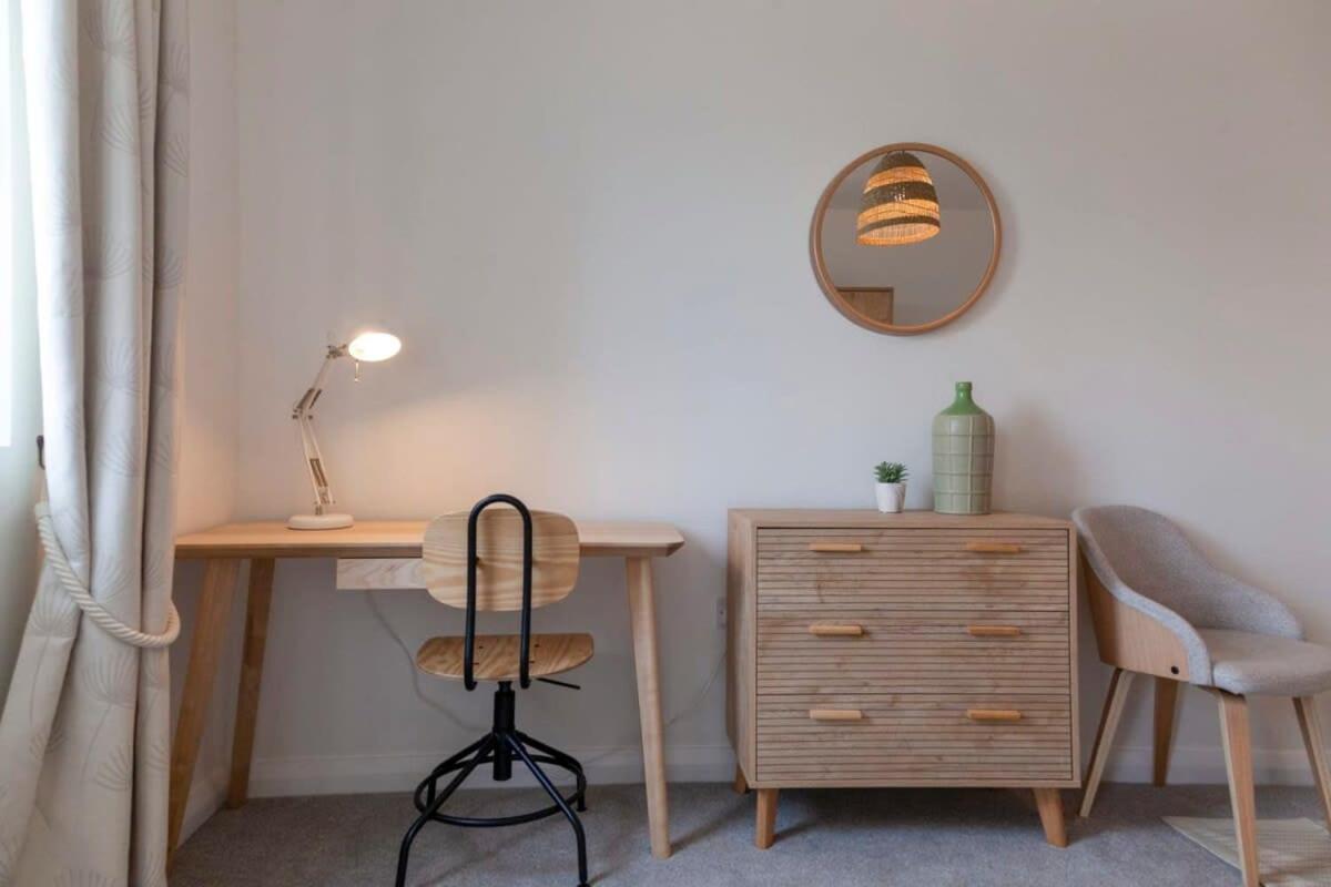 Contemporary 1 Bedroom Apartment In Ashford Ashford  Zewnętrze zdjęcie